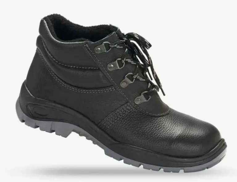 Buty robocze bez podnoska – lekkość i komfort w pracy